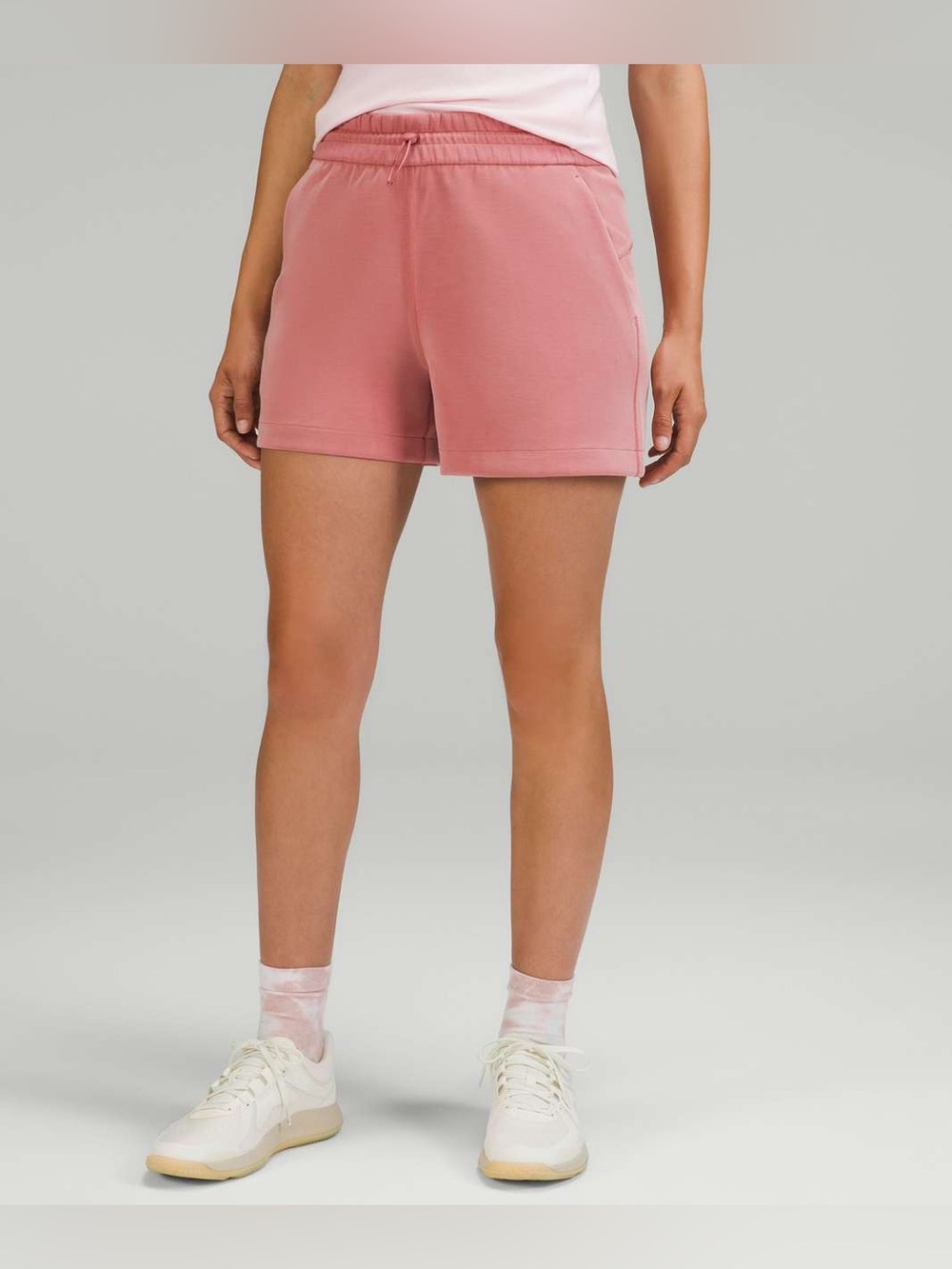 Lululemon Softstreme High-Rise Short 4” Brier Rose Size 8